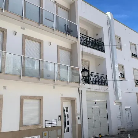 Casa Na Onda Elevador-hyper Center Lejlighed Nazaré