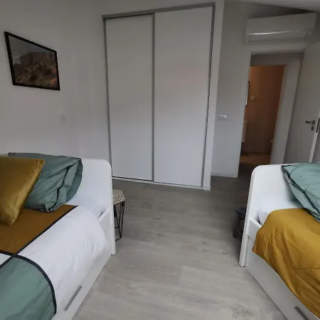 Casa Na Onda Elevador-hyper Center * Ναζαρέ