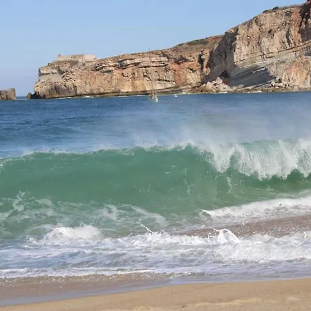 Hyper Centre, Beach 80M, Parking Available, Air Conditioning * Nazaré