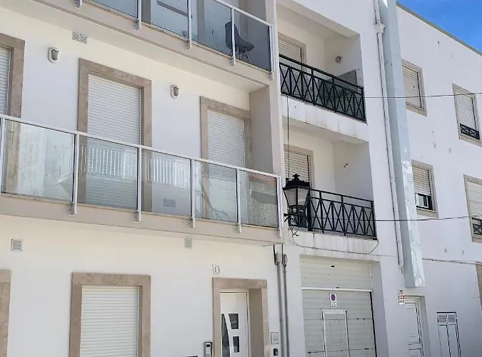 Casa Na Onda Elevador-hyper Center דירה נאזרה